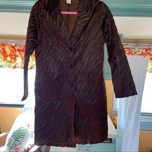 ELEVEN RARE FIND..ZEBRA flocking on this beautiful duster size Med